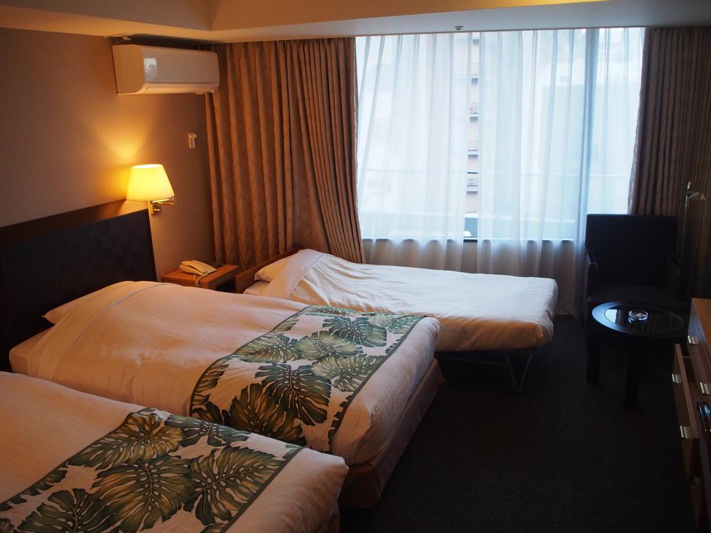 Breezbay Hotel Resort And Spa Yokohama  Exterior foto