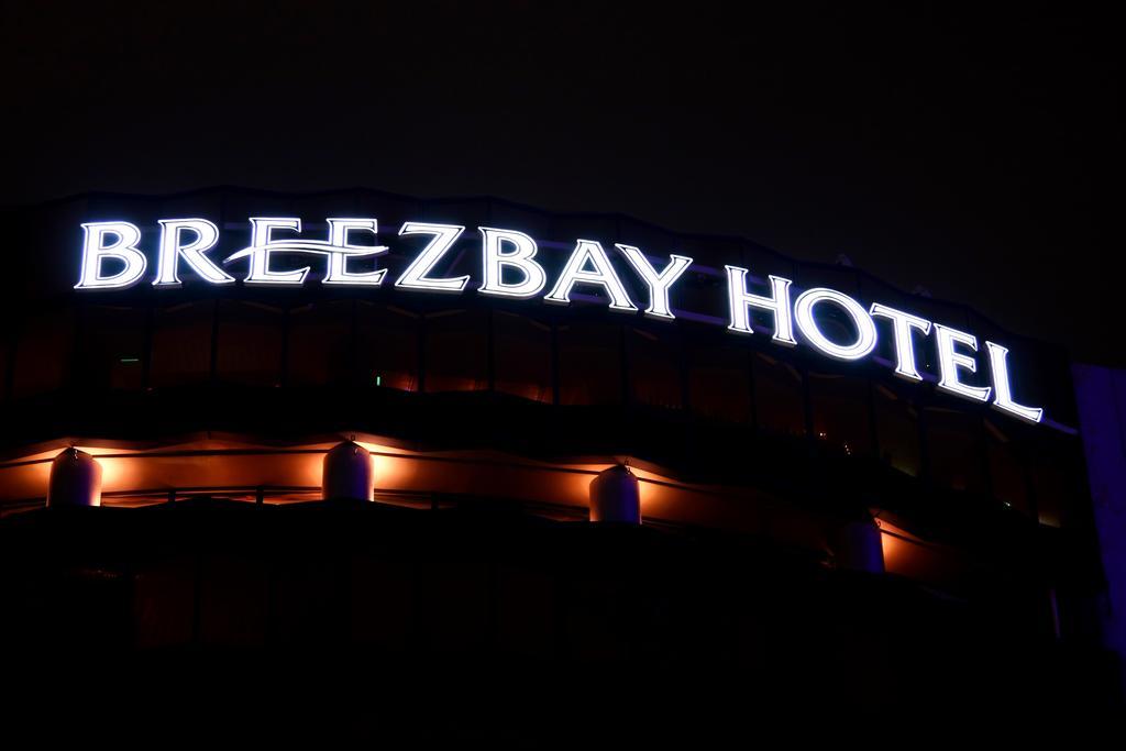 Breezbay Hotel Resort And Spa Yokohama  Exterior foto